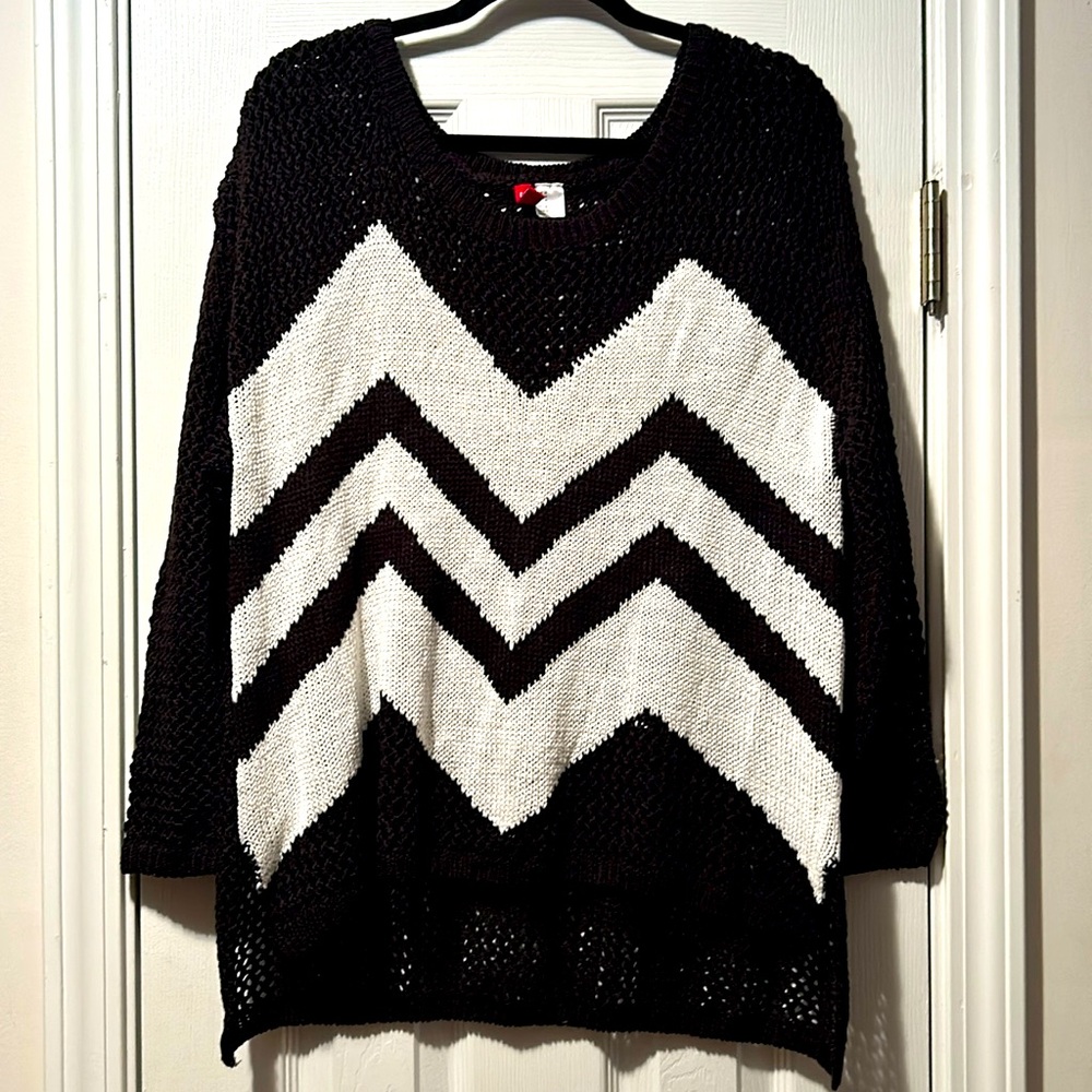 🖤H&M Black & White Chevron Oversized Long Sleeve Knit Sweater Top